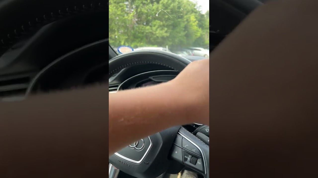 What does a Audi Q8 sound like 🔉 