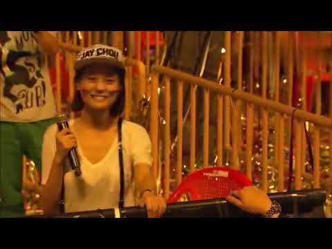 周杰伦演唱会，女歌迷点歌，《一路向北》，这唱功水平太高了！