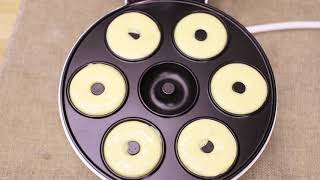 Bestron Donut Maker - For Making 7 Small Donuts - Non-Stick Coating - 700W