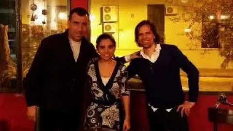 CECILIA ABAD "Voy de tu mano"