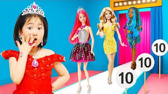 Boram participate in a fashion competition for the best outfit for parties thumbnail