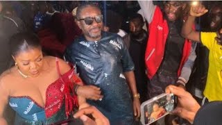 SEE THE MAN WHO BROUGHT NOLLYWOOD ACTRESS, TOYIN ABRAHAM IN TO HER MOVIE PREMIERE VENUE