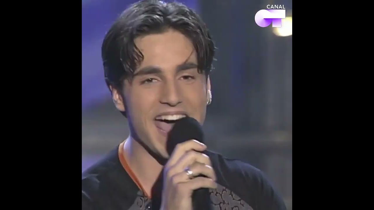 David Bustamante - Más De Mil Noches (Operación Triunfo 2001 - Gala Eurovision)