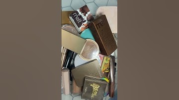 #bronzer #bronzers #makeupdeclutter #makeupcollection #makeupshorts #swatches #swatching #shortsfeed