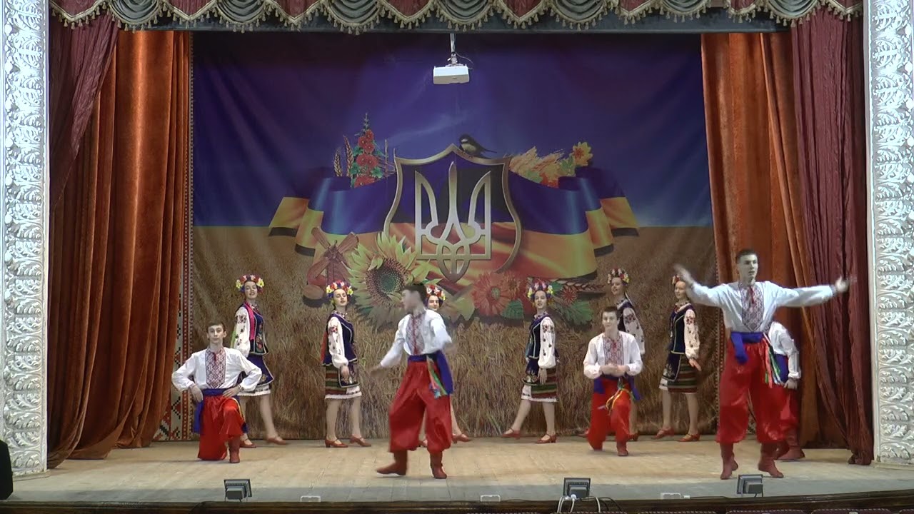 Зразковий аматорський танцювальний колектив 