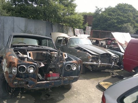 3-x-rolls-royce---scrapyard-find---abandoned-classic-cars-breaking