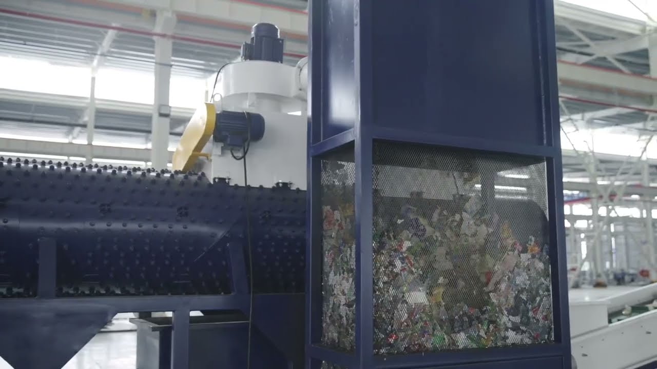 Vídeo sobre a máquina de remoção de rótulos de garrafas de plástico