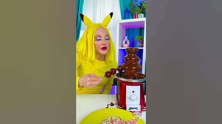 شوكو-لوكو 😍 الغطس في نافورة الحلاوة! #حلويات