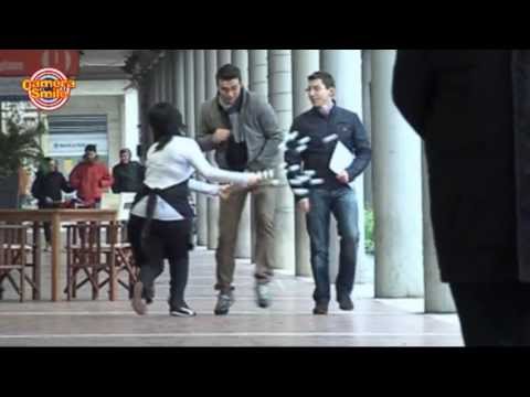 Candid Camera - Scherzi divertenti: uova sui passanti