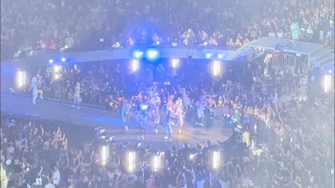 Beyoncé: ENERGY - Toronto [Renaissance World Tour] - YouTube