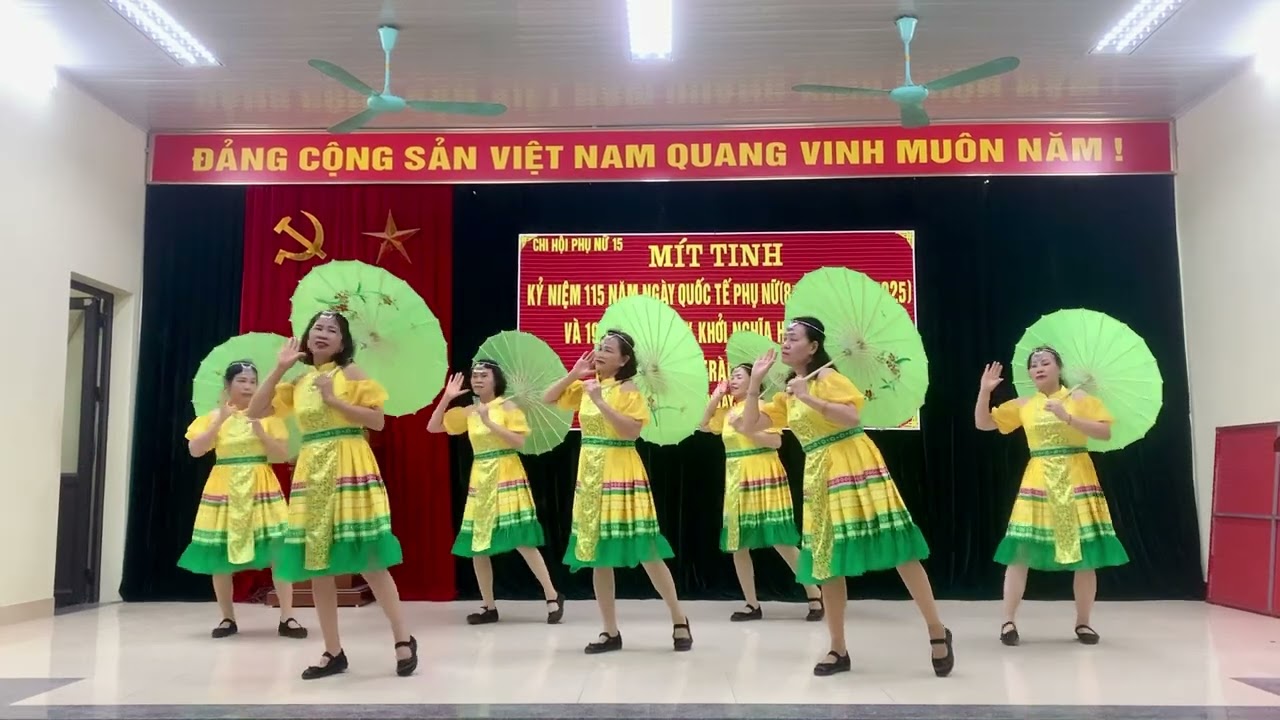 CLB DV PHƯỢNG HỒNG TỔ 15 TT ĐÔNG ANH HN , BÀI : MỜI ANH VỀ TÂY BẮC , VẤN VƯƠNG CHỢ TÌNH .