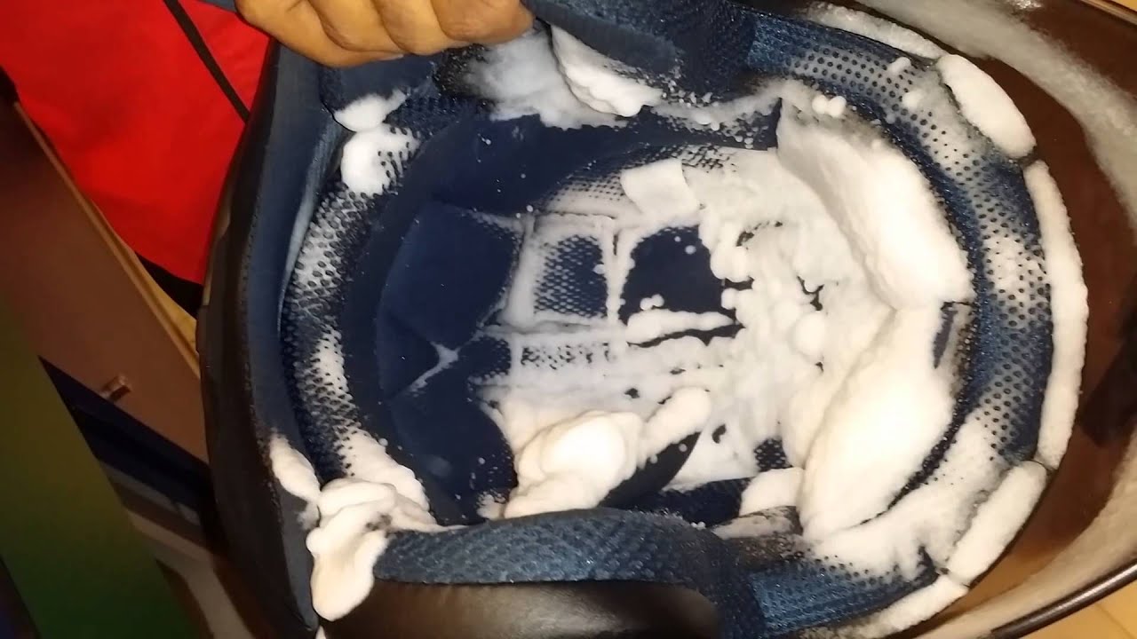 washing helmet interior