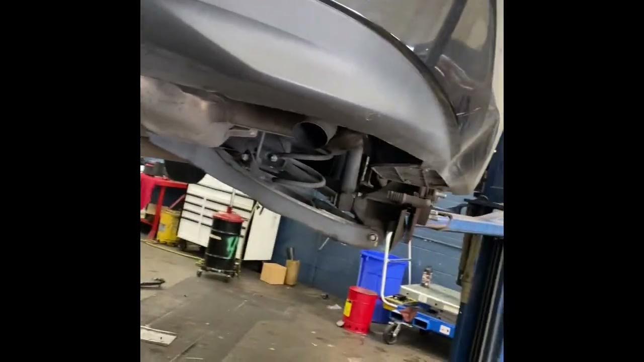 Diagnosing rear brakes pads and rotors making a grinding noise YouTube