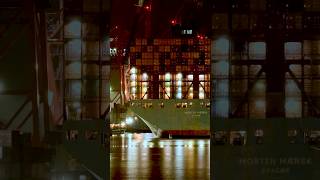 MORTEN MAERSK - Nächtliches Einlaufen im Zeitraffer in den Waltershofer Hafen | Shipspotting Hamburg