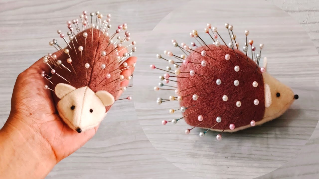 hedgehog pincushion  Pin cushions, Sewing projects, Sewing crafts