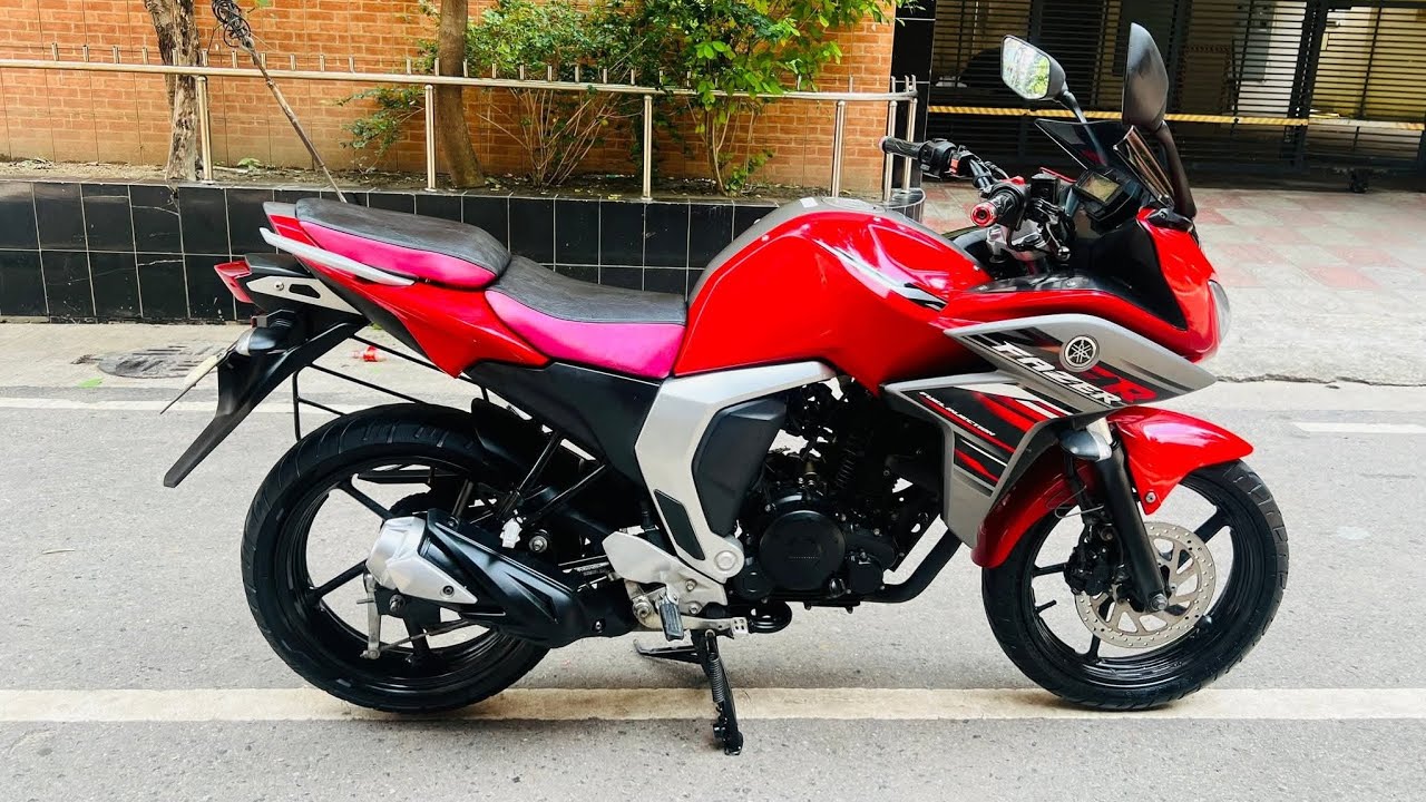 Yamaha 2019 Red