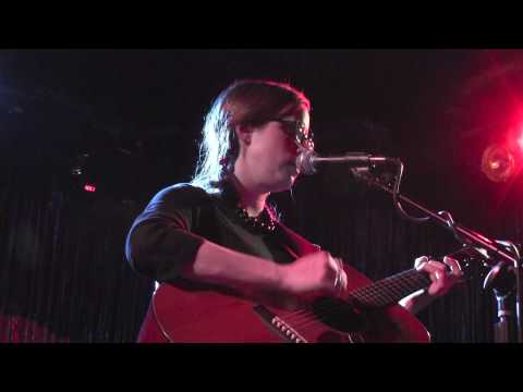 Laura Veirs - "Song My Friends Taught Me" (Live at...