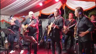LA BAMBA by LOS LOBOS | Cover Amigos Band