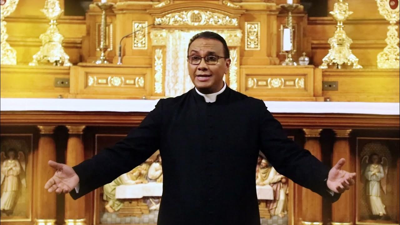 O Holy Night by Adam. P Juan Carlos Gavancho (tenor) YouTube