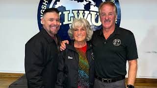 Diane Middleton Sworn In to ILWU 13