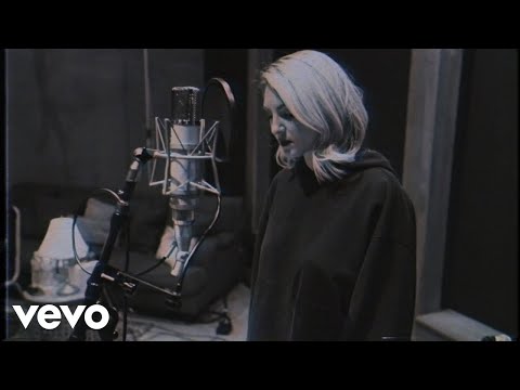 Julia Michaels - Jump (Acoustic)