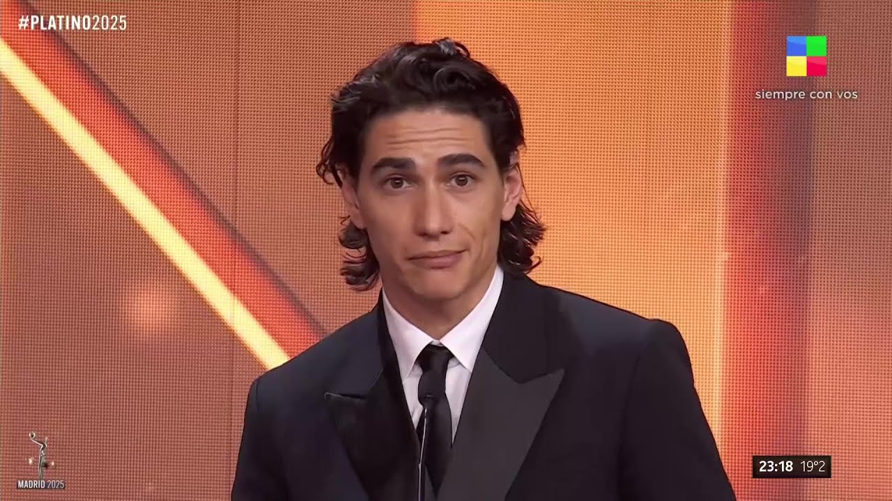 Enzo Vogrincic, la estrella de La Sociedad de la Nieve, dijo presente en los Premios Platino 2025