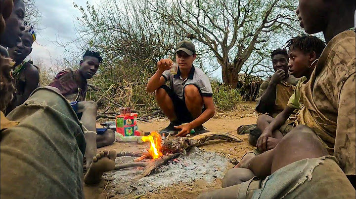 مغربي صاوب أتاي لقبيلة الهادزاب ودوز معاهم الليل ⛺🇹🇿 | افريقيا 85