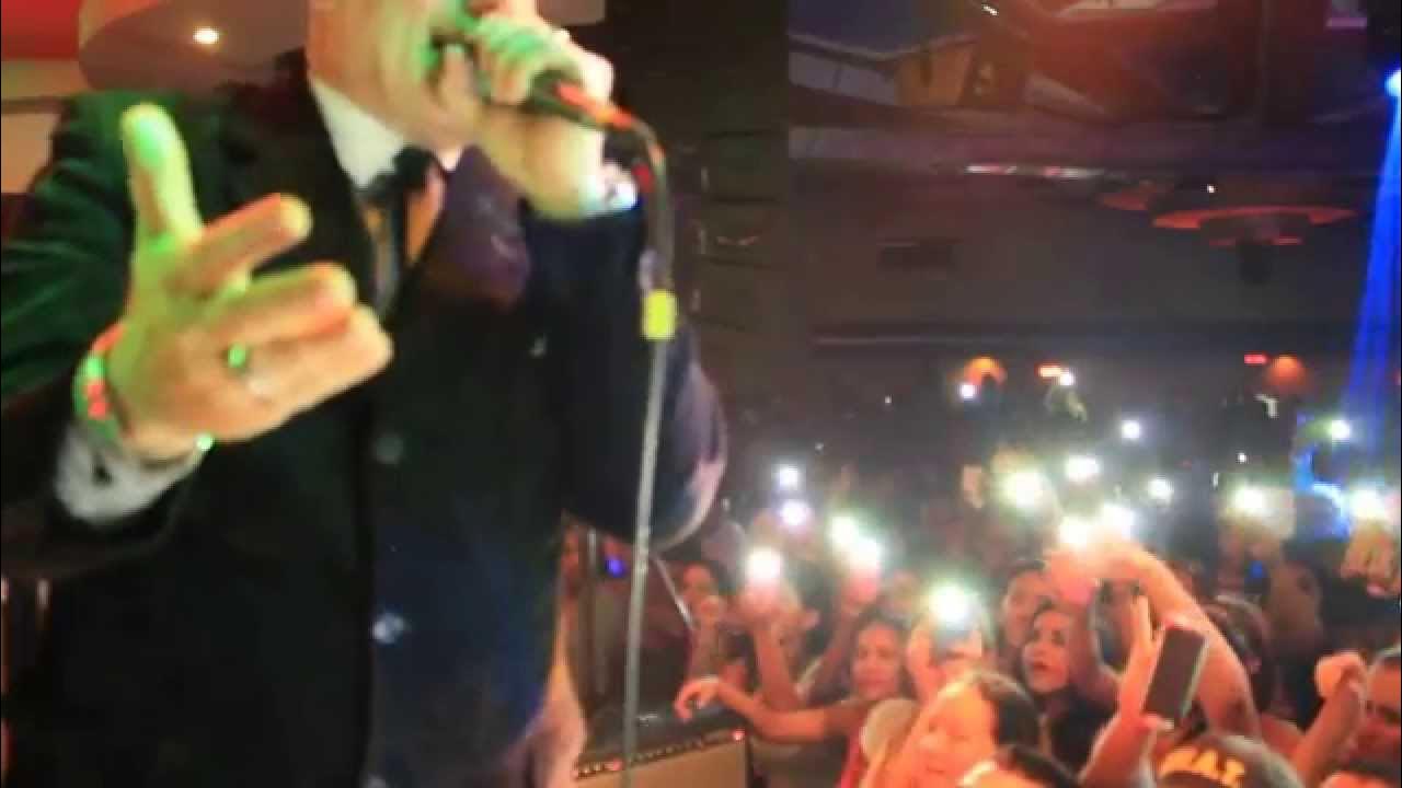 ROBERTO LUGO EN JALA JALA, JUGANDO CON MI VIDA 2015. YouTube