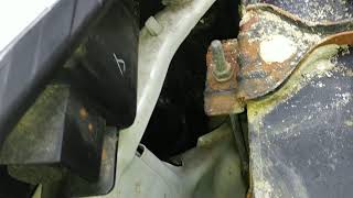 2011 Subaru Outback headlight replacement