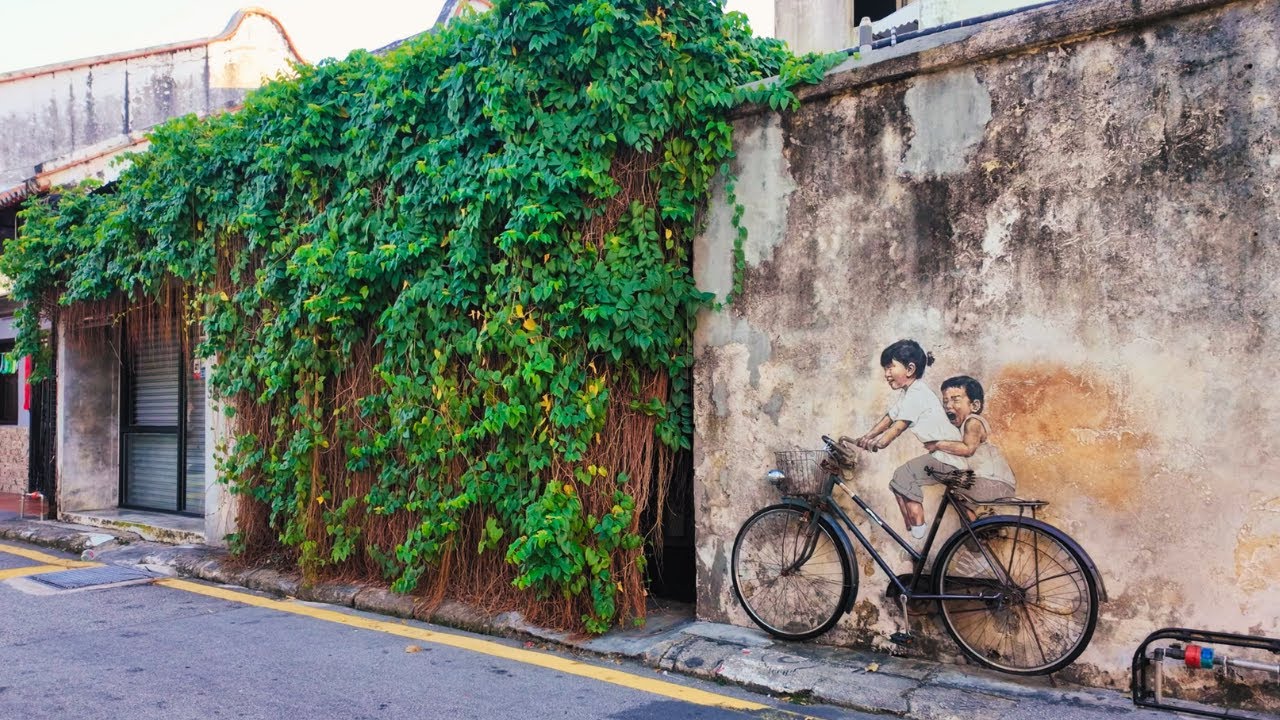 🇲🇾 [4K] Armenian Street Sunrise Walk – George Town’s Street Art, Murals & Calm Morning Vibes 🌅🎨🚶