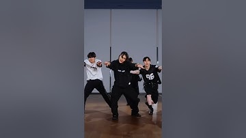 Stray Kids "Chk Chk Boom" Dance Practice Video - Hyunjin Focus