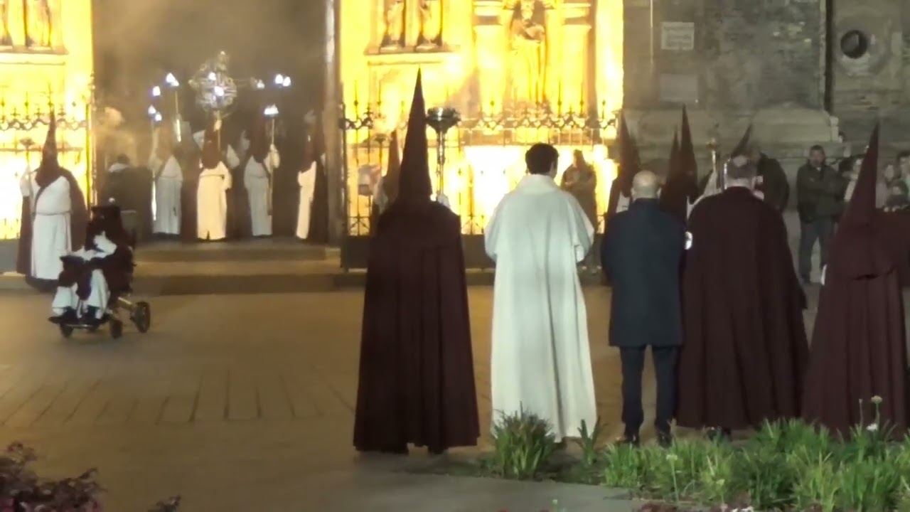 Semana Santa Zaragoza 2025 Calvario miércoles salida