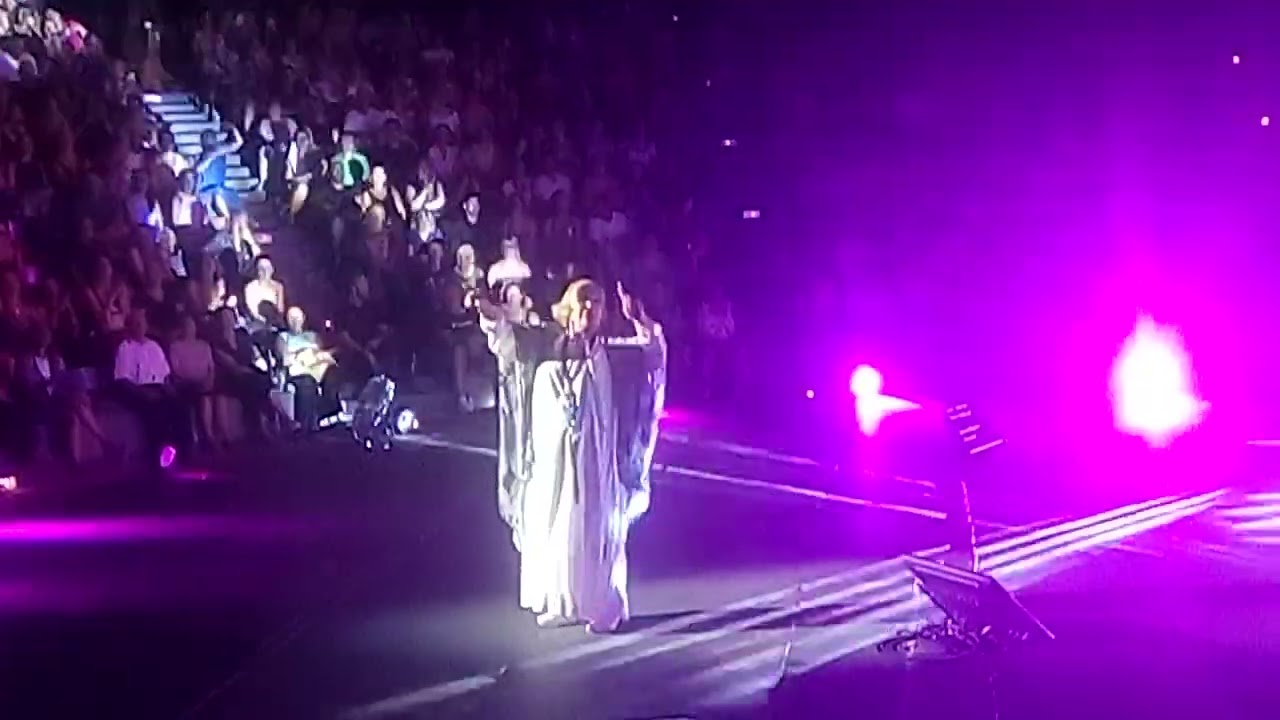 ΑΦΙΕΡΩΜΕΝΟ ΣΤΗΝ ΜΗΤΕΡΑ ΜΟΥ ΦΡΟΣΣΩ ΑΠΟΣΤΟΛΟΥ,ΚΑΙ ΣΤΗΝ ΜΑΡΙΝΕΛΛΑ ΜΙΑ ΠΟΛΥ ΣΠΟΥΔΑΙΑ ΤΡΑΓΟΥΔΙΣΤΡΙΑ!!