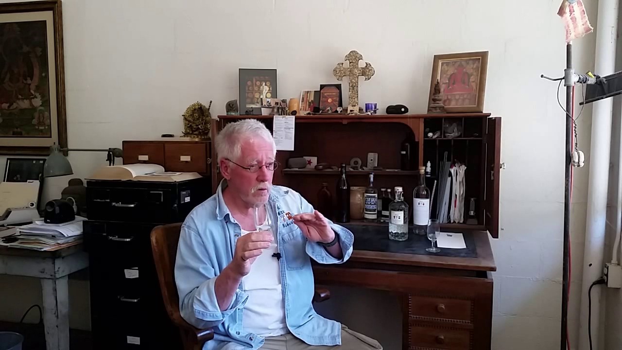 Los Nahuales Joven Mezcal at 47% abv video to gif