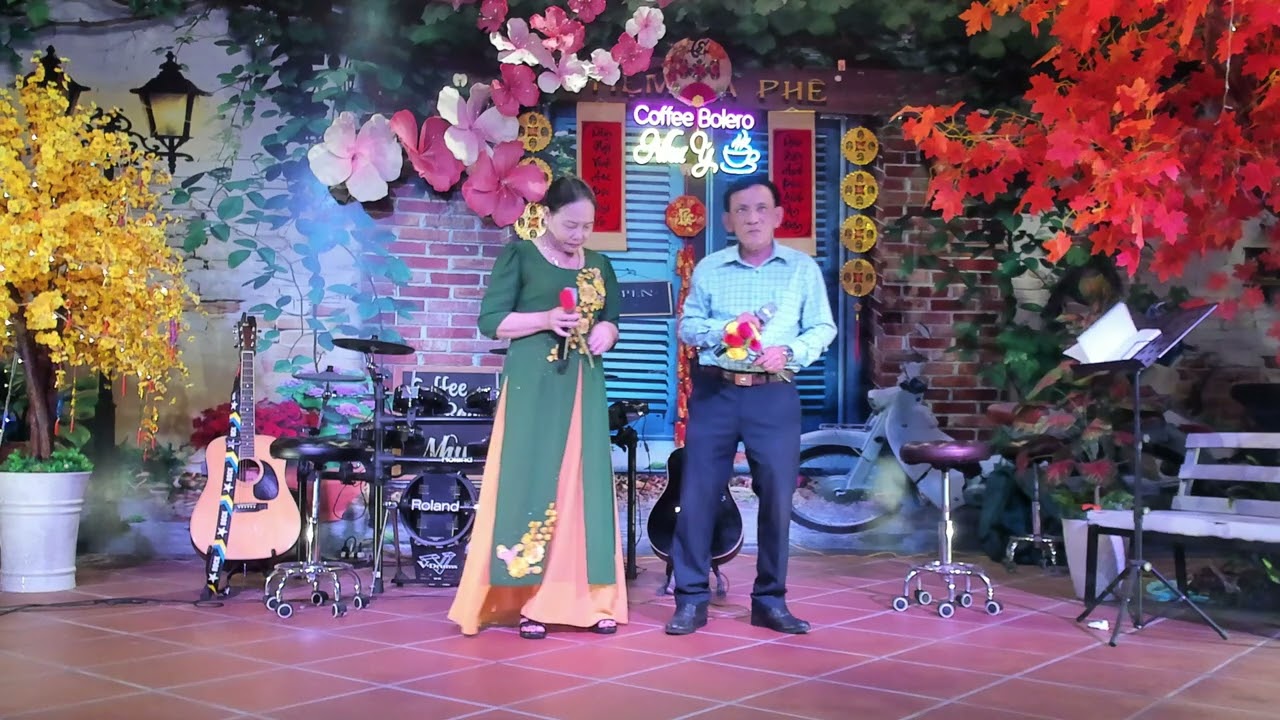 Kể chuyện trong đêm -  Sáng tác: Hoàng Trang  - Trình bày : Nguyễn Vàng & Lê Thắm