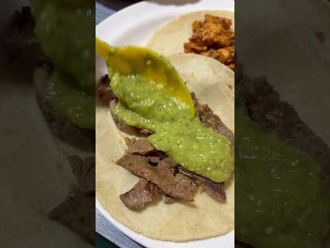 Video thumbnail: Comiendo tacos de Arrachera y adobada en el centro de Morelia #tacos #foodie ##parati