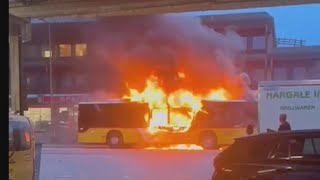 Thumbnail for Zeker zes doden bij brand in bus in Zwitserland