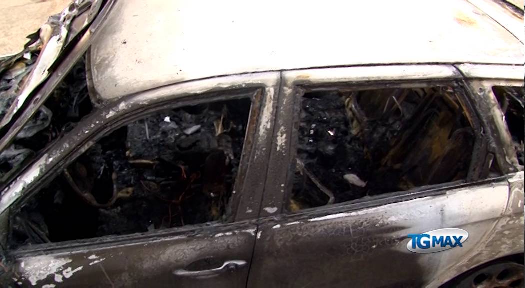 Lanciano: un’altra auto a fuoco, è incendio doloso