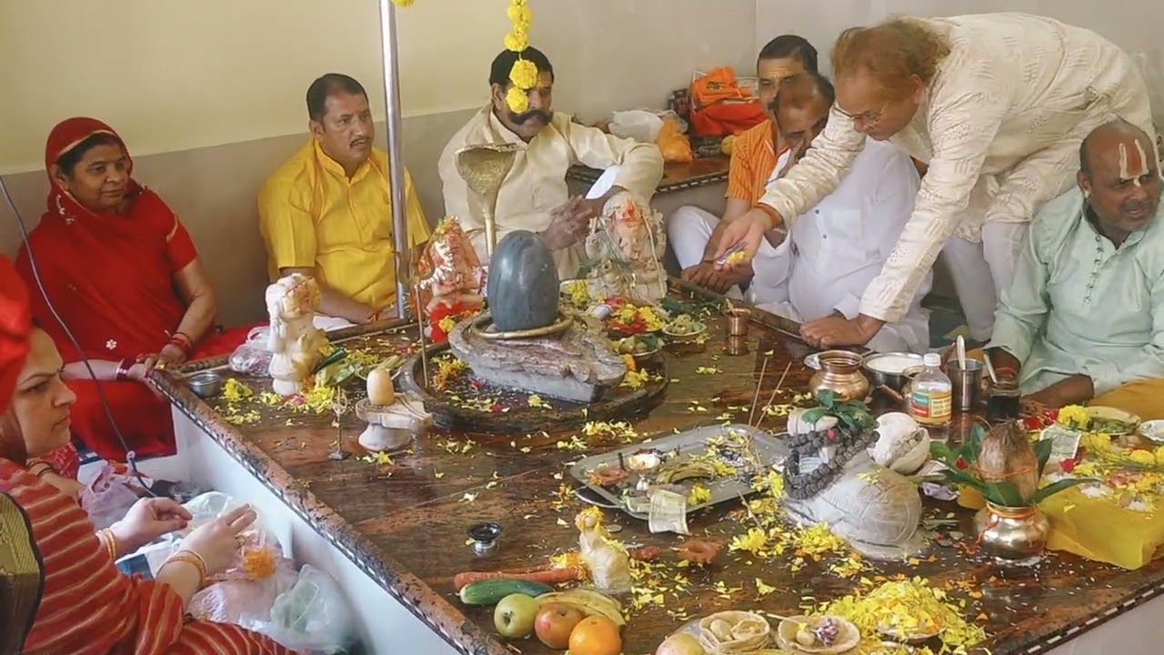 Shiv ji ka rudrabhishek # शिव ‌जी का रूद्राभिषेक # 🌹🌹🙏🙏💫💫⭐⭐🥰🥰