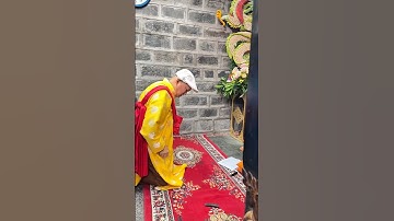 Xin keo bà trước lễ hội làm chay lớn nhất Biên Hoà, cung nghinh kiệu bà Thiên Hậu Vi hành