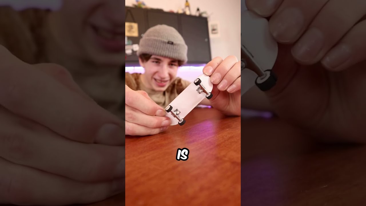 Fingerboard Kickflip VS Worlds Quietest