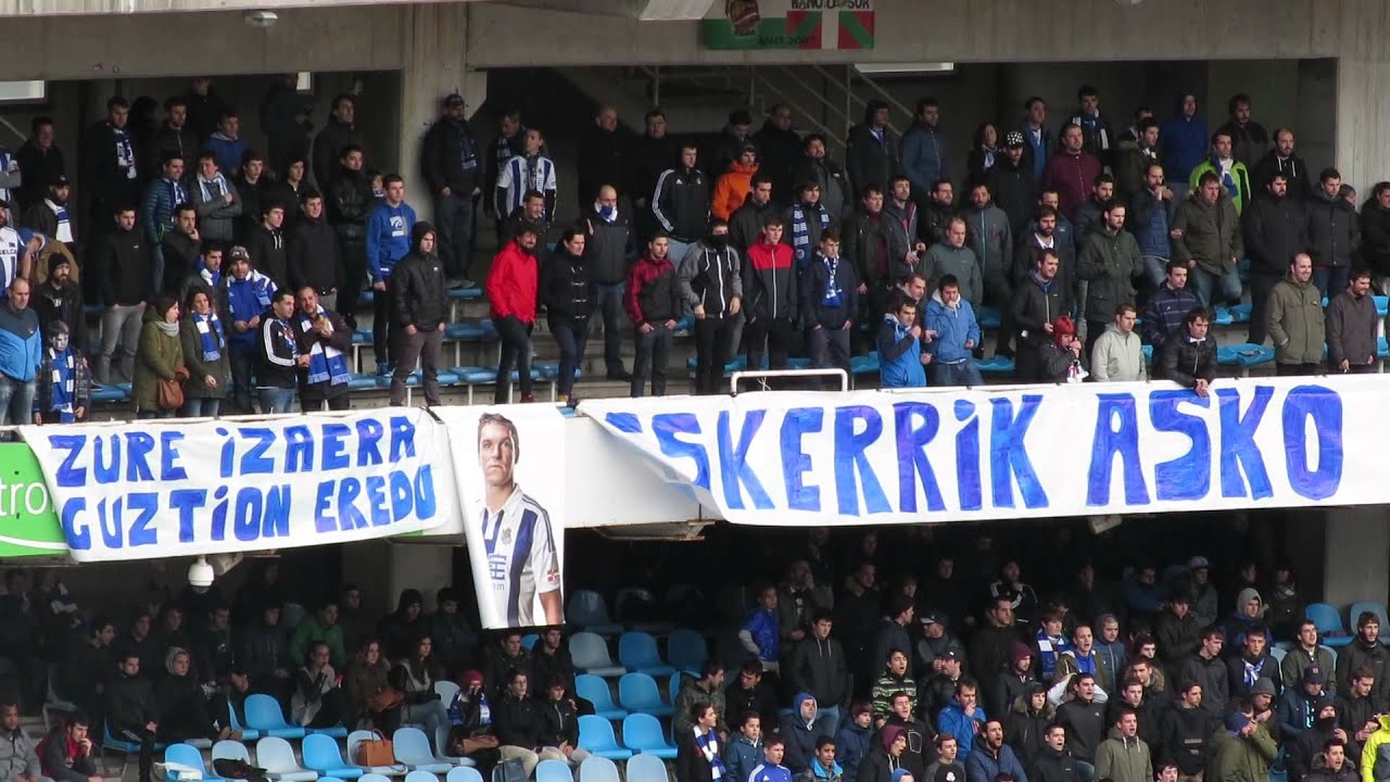 pancarta, Jon Ansotegi, Real Sociedad, Granada, Anoeta, 3-0, temporada 2015-16