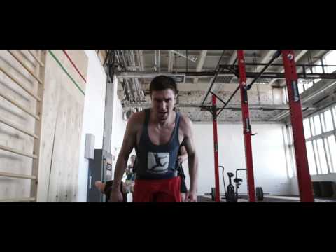 Video: Apa Itu CrossFit Dan Bagaimana Mula Melakukannya