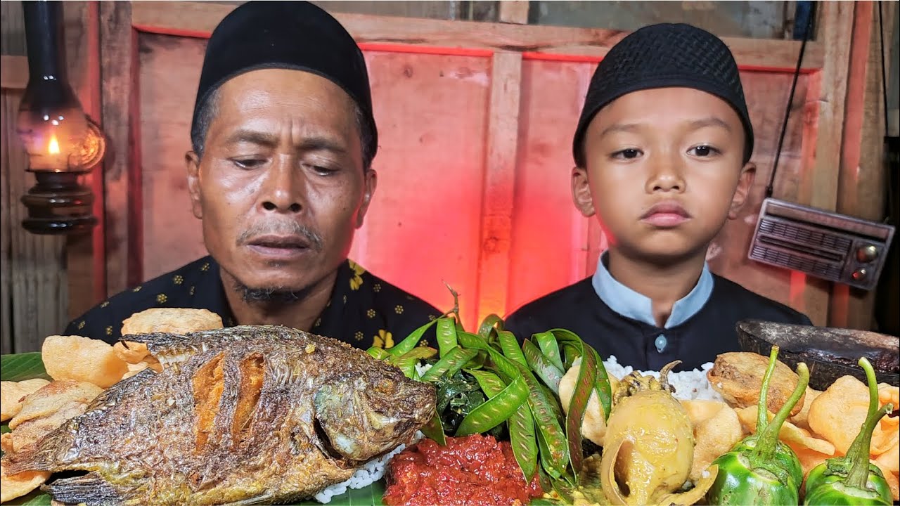 Nikmatnya Makan Tenang di Kampung — Ikan Nila, Gulai Cumi & Lalapan 🌾✨