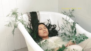 Danilla - Ditinggal Begitu Saja (Official Lyric Video)