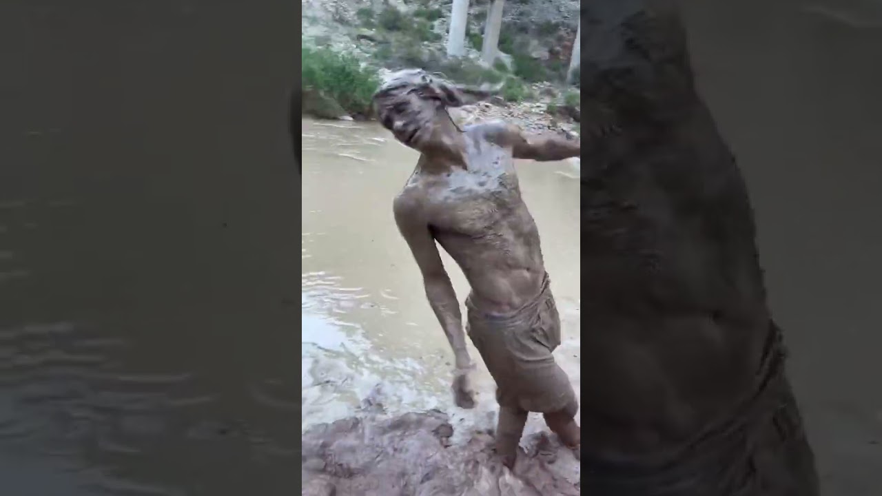 Daily life of a mud man