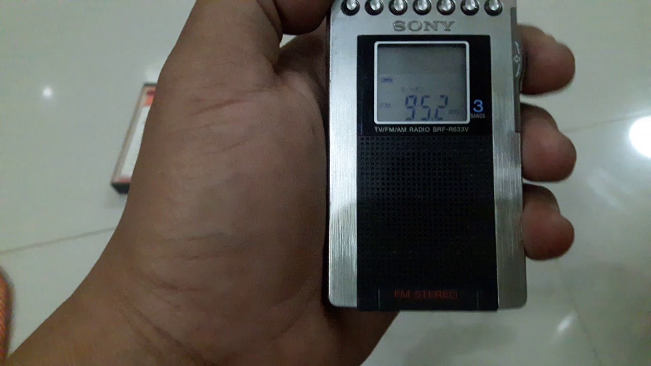 ทดสอบวิทยุพกพาวินเทจ SONY SRF-R633V - YouTube
