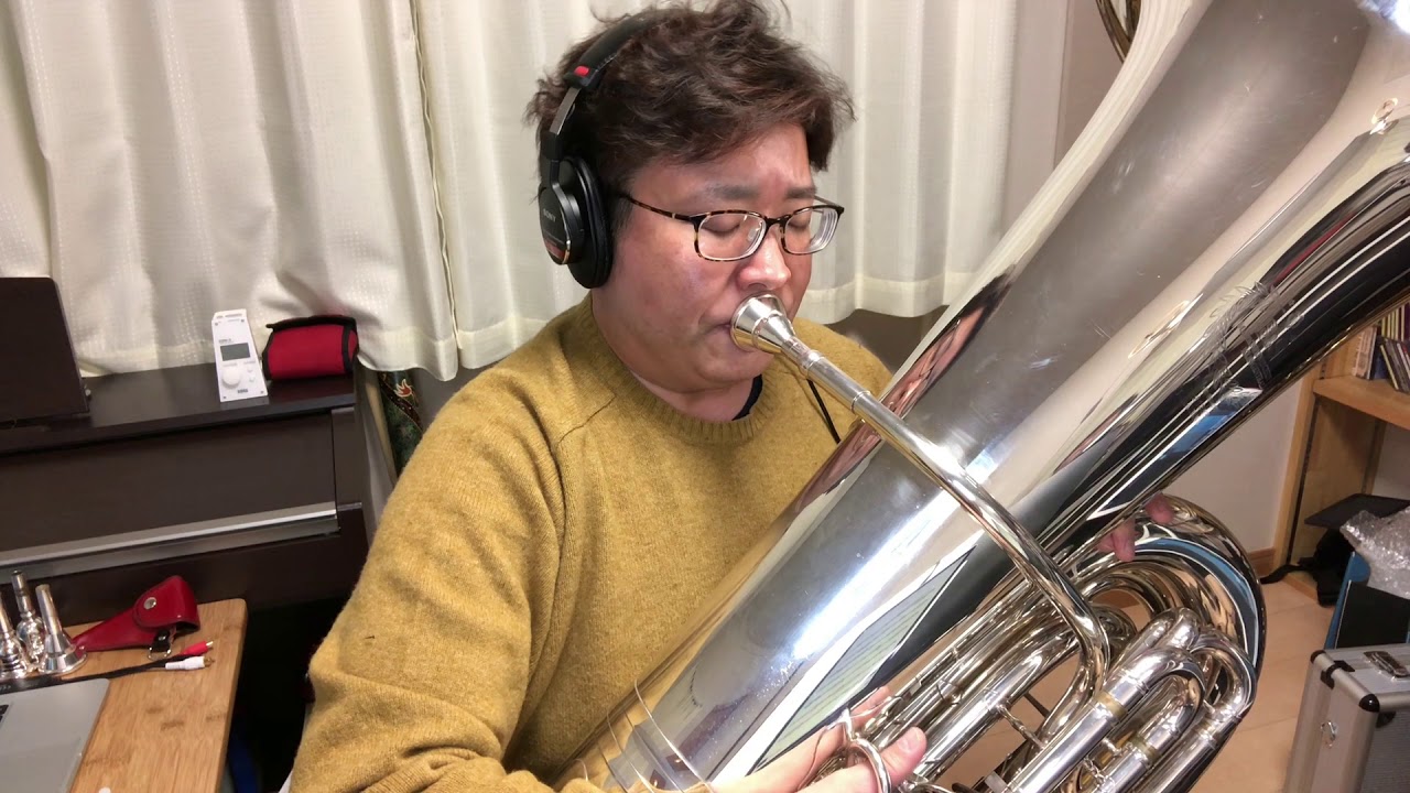 Persichetti / Serenade No.12 より2. Arietta - YouTube