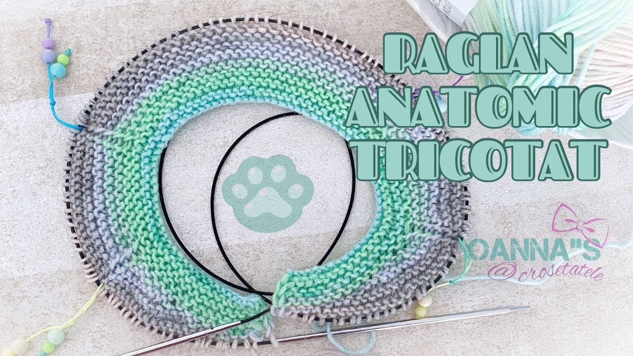 Анатомический реглан, связанный укороченными рядами.