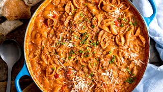 Simple One Pan Bolognese Pasta That's Ready In 30 Mins!